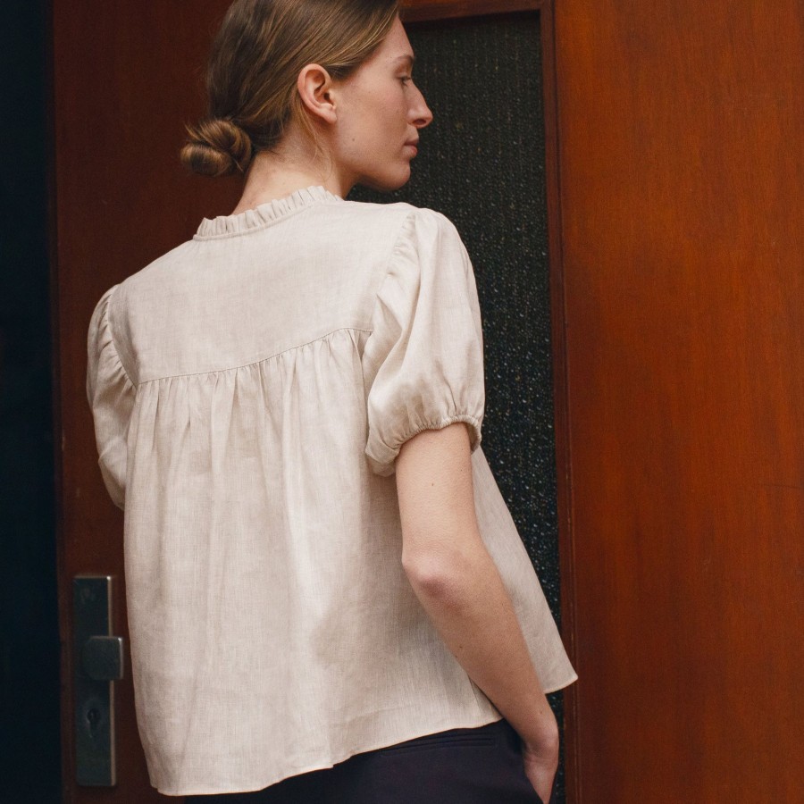 Women Something to Hold | Piper Blouse Biscotti