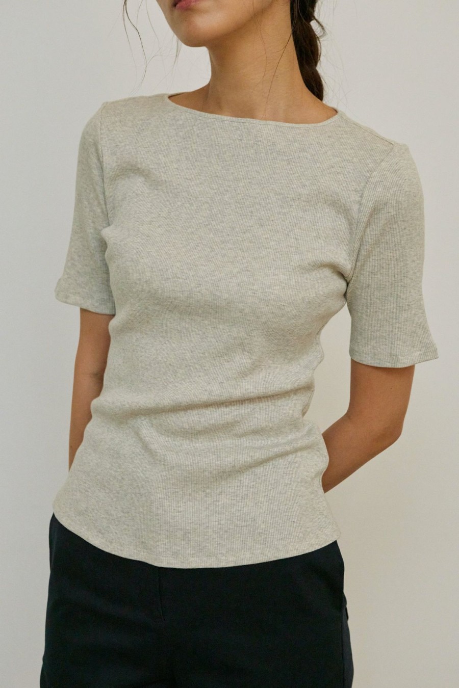 Women Something to Hold | Knit Tee Grey Marle