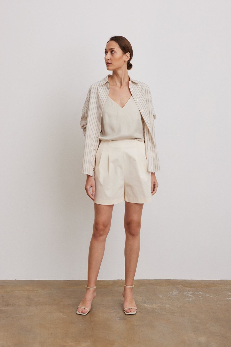 Women Something to Hold | Double Pleat Shorts White