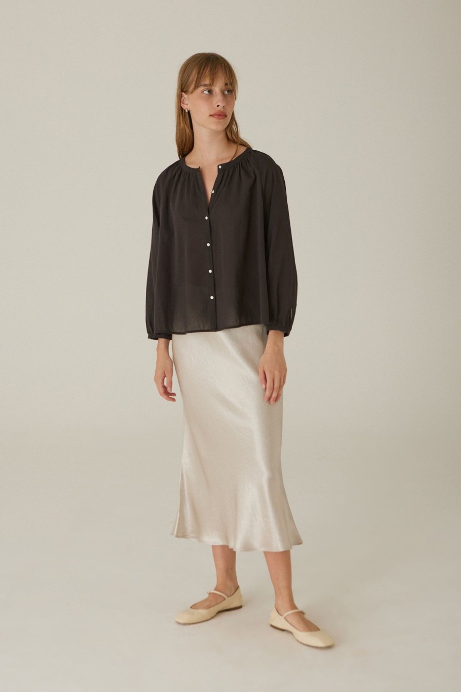 Women Something to Hold | Vineyard Blouse Black